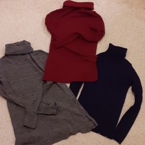 Set of 3 turtleneck bundle- navy, gray, red
